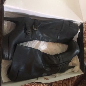 G by Guess high heeled boot